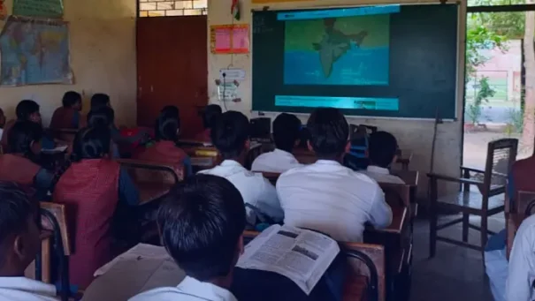 Bridging the Educational Gap: Mankind Pharma’s Digital Smart Class Initiative