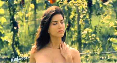 Manforce Condoms – Sunny Leone – Black Grapes TVC